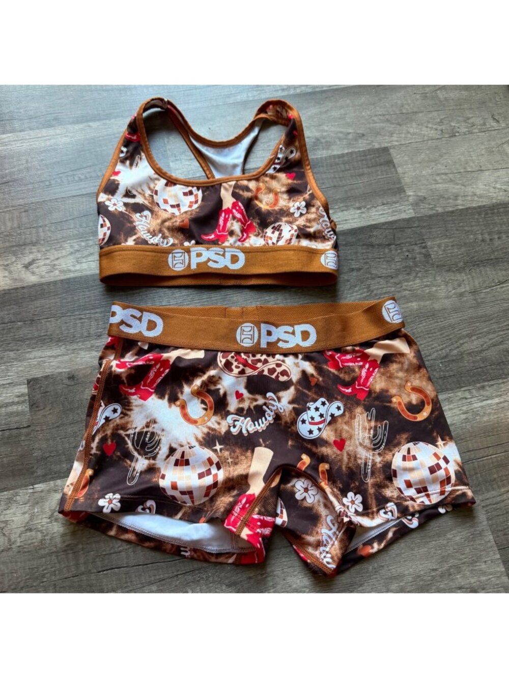 PSD Womens Western-Themed Sports Bra & Shorts Set X-Small Polyester Blend